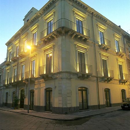 Hotel La Ville Catânia Exterior foto