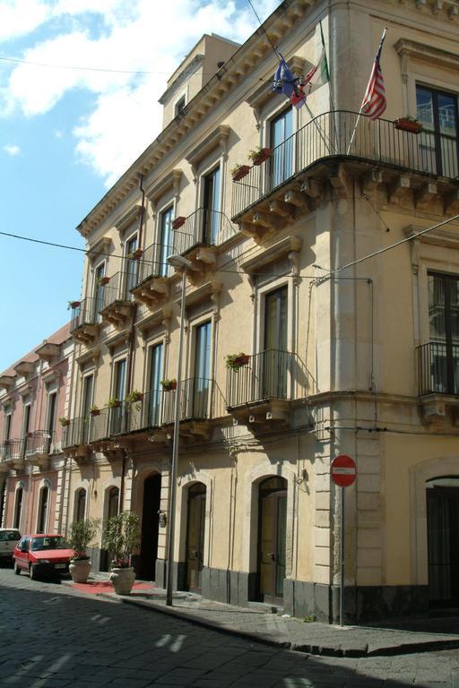 Hotel La Ville Catânia Exterior foto