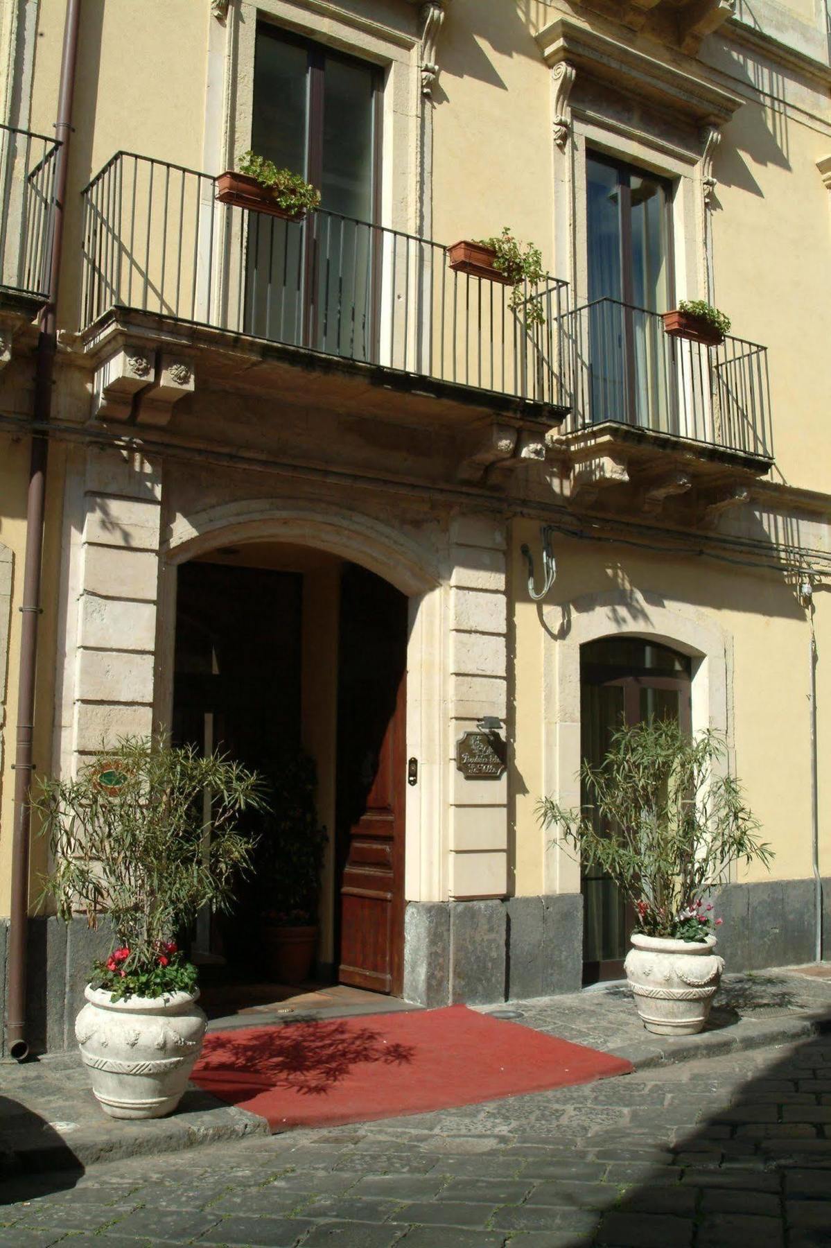 Hotel La Ville Catânia Exterior foto